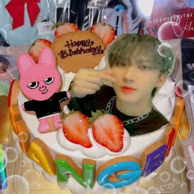 changai_skz's profile picture. 大人オンマ𝐒𝐓𝐀𝐘🎀ビニに寄りすぎだけど箱推し♥︎自分から呟くのが苦手ですが、ちゃんといます☺️年齢問わず気軽に絡んで貰えたらとても嬉しい☻︎✨タメ語希望💋一緒にきじゅ達を溺愛しよ♥️