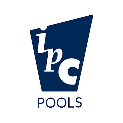Líder en el mercado de piscinas de fibra de vidrio y la única en certificar Normas de Calidad ISO 9001.