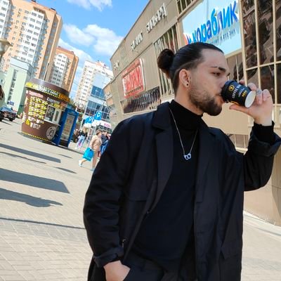 orelvistrini's profile picture. Ando lejos 👌