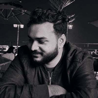 I'm a social media marketing and data entry expert.