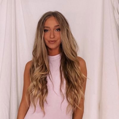 lillie_wolfe's profile picture. 