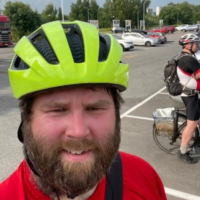 Working as independent Consultant within Problem solving and avoidance. Specializing in Windows Directory and File services. All comments are my own opinions.