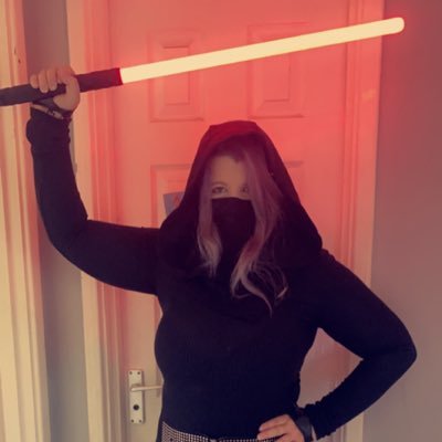 Twitch Streamer. FPS & VR! Also a bit of a MILF. ❤️💜♥️💜 80s Theme Obsession - Tea drinking always! https://t.co/vkXhM6ung3