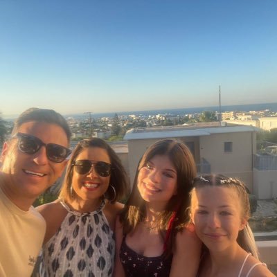 xMrsJanGx's profile picture. Proud mam of two gorgeous girls, wife to fab hubby..love my family and friends x♥x Mental Health Nurse, lover of exercise & gin! Life is good ❤️