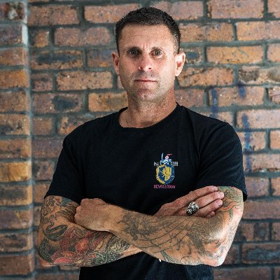 Helping men carve their own path - check out my Facebook https://t.co/O6FXSeCyah…