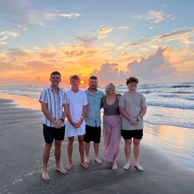 JacobDot2309's profile picture. Husband of @the_sandidotson. father of @codydot_, @The_MasonDotson and @DOTSONH20.