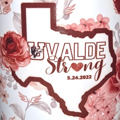 julie_1381's profile picture. 