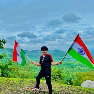 sarthakgungan's profile picture. BeinghiteshG, Lil Burlesquer,Love all , Live all