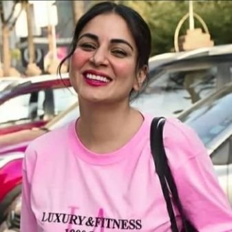 This is Fanpage for #ShraddhaArya 😫❤