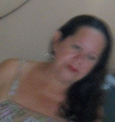 Seria tão bom se pudéssemos nos relacionar sem que nenhum dos dois esperasse absolutamente nada, mas infelizmente nós, a gente, as pessoas, têm, temos - emoções
