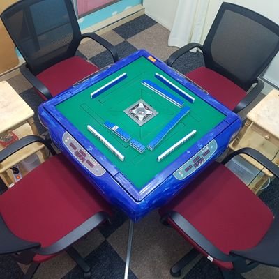 majakcafe's profile picture. 강서구 화곡동(까치산역 인근)에 마작룸대관이 가능한 렌탈 스튜디오를 오픈했어요.
유투브 촬영, 라이브 방송, 보드게임 모임 대관, 블루투스 빔프+스크린 사용도 가능해요.
대관문의는 DM 또는 T)010-8913-6321로 연락주세요.