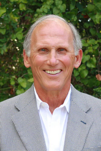Biological dentist providing mercury-free, mercury safe dentistry in a patient-friendly, planet-friendly office