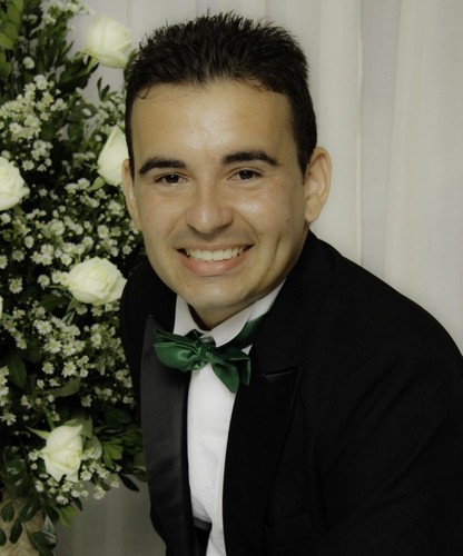 Assistente Social. MBA em Gestão de Pessoas. Amante da Vida. Temente a Deus. Trabalho com DIREITOS pelo fim das desigualdades!