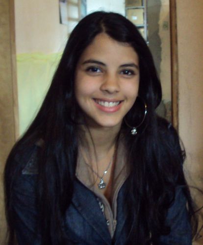Eu sou o tipo de pessoa que se importa com as outras, que da valor a uma amizade verdadeira e ama ao Deus que serve. Jesus!!!!