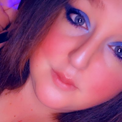 esoterika_'s profile picture. ▫️Proud member of The Fluffy Legion Stream Team on Twitch ▫️