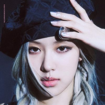 hmay_thei's profile picture. หนึ่งเดียวในใจตอนนี้มีแต่หลิงออม❤️
《☆chaelisa ☆》BLACKPINK🖤🩷
🕷💗rose lisa
 jennie jisoo 
อิงล็อต
หลิงออม🌻🌞