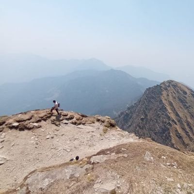 solo traveller, inner journeys, trekking is life. 90's batch. O negative. no followers required.