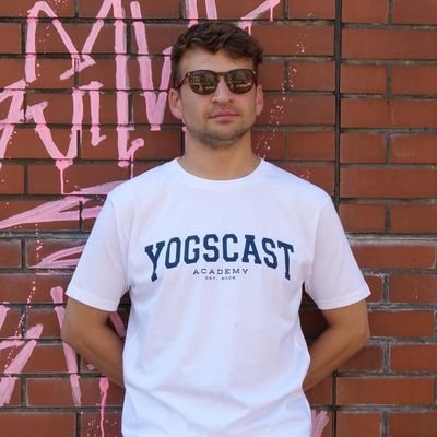 My names is Daf a.k.a Daff. Comonly known for my spelling mistakes on the Yogscast Twitter.
Also stream sometimes @ https://t.co/gZ74c3aTZ9