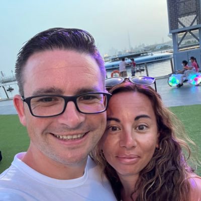 Married to the love of my life. Father to 2 beautiful girls! Work with 💍 MUFC fan. MMA follower. AFOL check out my insta👇🏻👇🏻👇🏻link below👇🏻👇🏻👇🏻