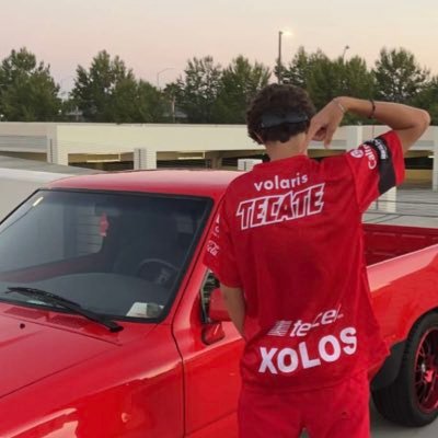 rulebookowen's profile picture. the world doesn’t owe you anything it’s the other way around