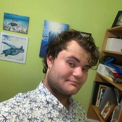 Hi my name is Elliot I am a content creator you can find me on twitch and TikTok elliotgames_