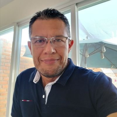 Gabriel__Aco's profile picture. Y que viva la 4T jij0s de su Pink Floyd!!