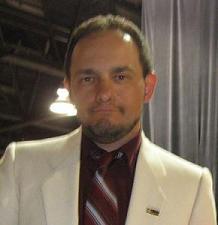 Mauricio Salazar Profile