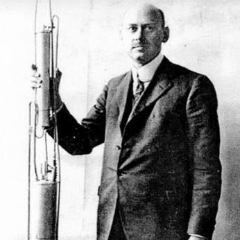 thatrocketgeek's profile picture. Earthling🌏 भारतं 🇮🇳।। മലയാളി🌅🌴🐘 Mechanical Engineer👨🔧🛠️ Rocketry Geek 🚀 Born 44 years after Sputnik-1 GECT 23' IISc 26’