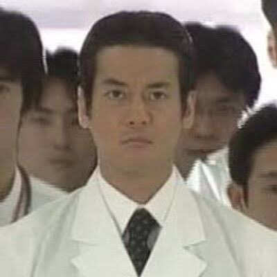 powerpowerp's profile picture. ずっとモテてる人l 野心家を応援する人 I家柄も見た目も才能 l間も無く如実化する超資本主義社会で稼いでモテる(同性にも)為のヒントをつぶやく人