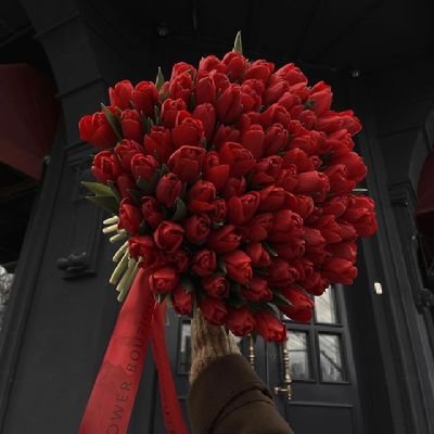 AzifPeerzada's profile picture. world is a book wanna read together 🙂