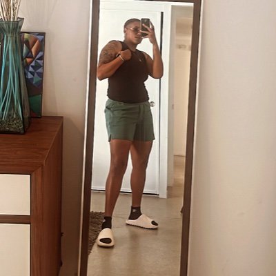 buuuuurr's profile picture. Sydnee Elyssa 🦋👼🤞🏽