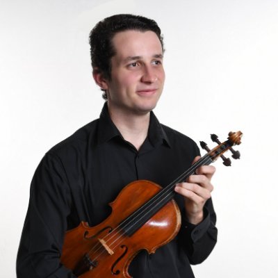 Graduated with honors in violin Interpretation | Student of Musical Investigation (UNIR) | Fully-experienced on individual, chamber and orchestral performing