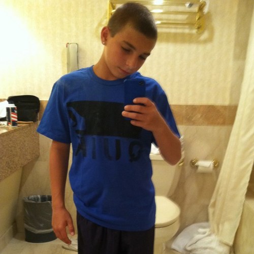 ayo_itzant's profile picture. 