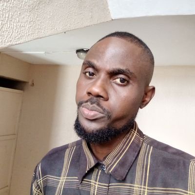 PRODUCT DESIGN| UI/UX | TECH ENTHUSIASTS 🧑💻🧑💻 | KYC COMPLIANCE / ANALYST
