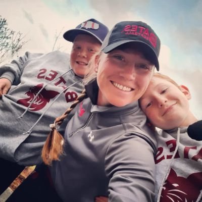 Proud Mumma of two red heads 💙💙 / 
Bates College Head Softball Coach / 
Lost Valley Brewing Bartender / 
Substitute Teacher / Below Average Golfer / 
Mainer