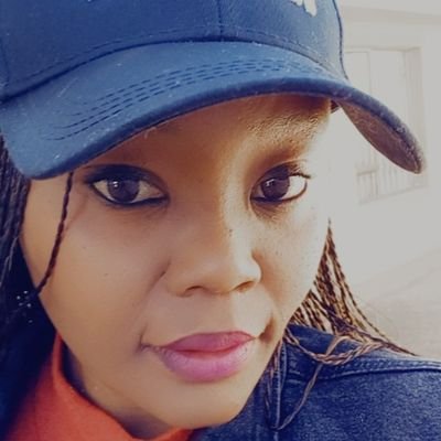 Ciaboica's profile picture. @ll about making things happen and constantly trying to better myself. i believe in four things:
❤God
❤family
❤love
❤music