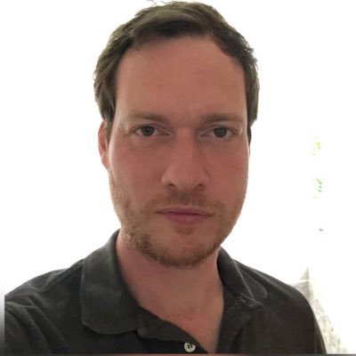 The Familiar British Voice. (Prev) presenter Capital, Hit Music Network, BBC, Hits Radio, LBC. Voiceovers for Google, Sony, M&S, Arte TV. @the_LTA Tennis Coach
