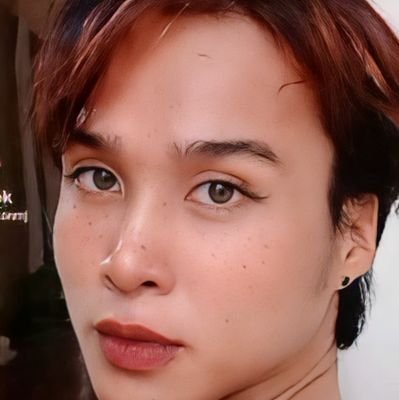 MelFazon's profile picture. 