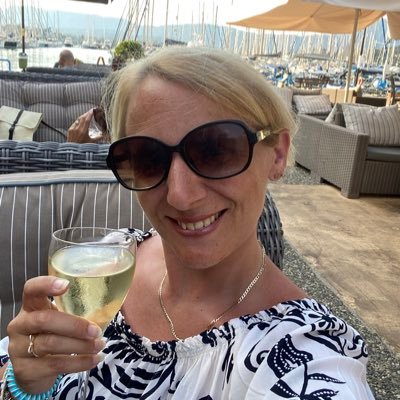 Blue4929's profile picture. Wife, mum, daughter, friend - my family mean the world to me 💙💕🐶 Everton supporter