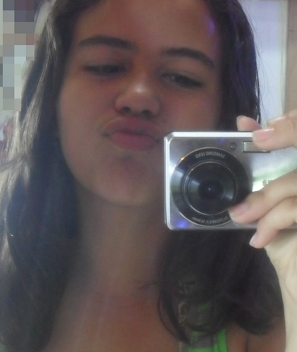 aah, Quando a lua tentar me encontrar, diga a ela que eu me perdi ♫ Samara Neres .