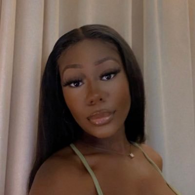 mideoluwadara's profile picture. 