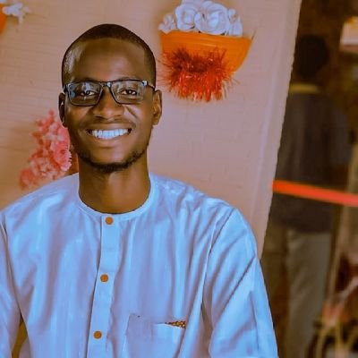 Co-founder @escrowwafrica | software engineer @sportive_23 |  Full Stack Engineer 🥰 | Graduate of Computer Science | Chess Player | Food Lover | @MVC FAN
