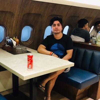 भारत का रहने वाला हूँ , भारत की बात सुनाता हूँ । जिदंगी जीना चाहता हूँ , ना कि काटना ।
@incindia