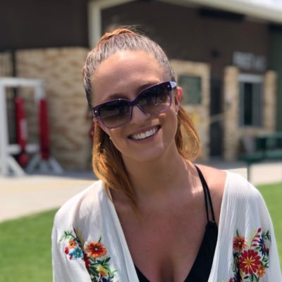 tabby_swift's profile picture. a mountain girl in a concrete city 🌃