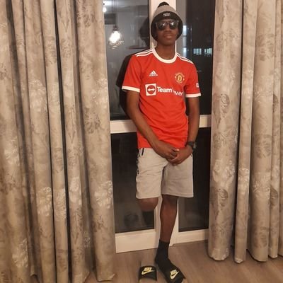 ZBGUTD's profile picture. Live Life🔥⚡️
Musican🎸🎹
Manchester United Fan🔴🔴🔴🔴🔴
#GGMU
#MUFC
SXM🇸🇽
Haitian🇭🇹
Netherlands🇳🇱