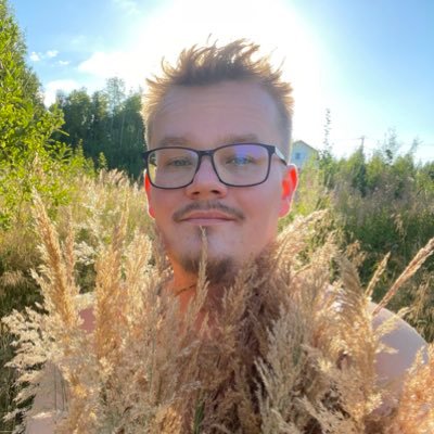 schuplov's profile picture. 💙💛 // 🌈🌈 дальше гействовать будем мы 🏳️‍🌈🏳️‍🌈 // 🐻🦄 // INFP-T // perfect nobody // мои нюдсы @rusbearunicorn