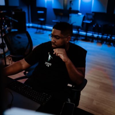 Audio Engineer | Mixer |Songwriter |Producer IG:@Mixedbysosa