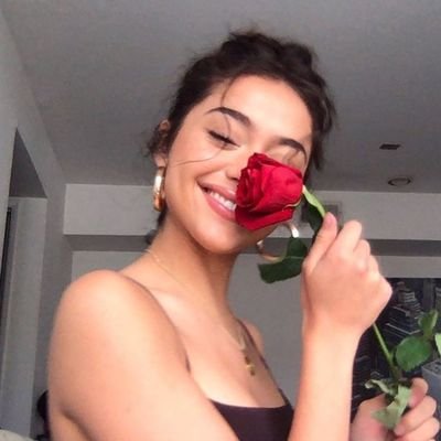 maedonik's profile picture. tenho piadas ruins e opiniões corretas.

ᅟ
ᅟ
ᅟ
ᅟ
ᅟ