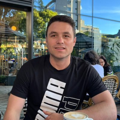 cardenas_yolber's profile picture. 🌎 Administración de profesión Especialista en Gerencia Empresarial