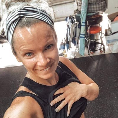 Maya57060298's profile picture. Something real in life